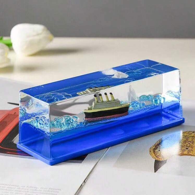 Unsinkable Pirate Ship Liquid Desk Decor